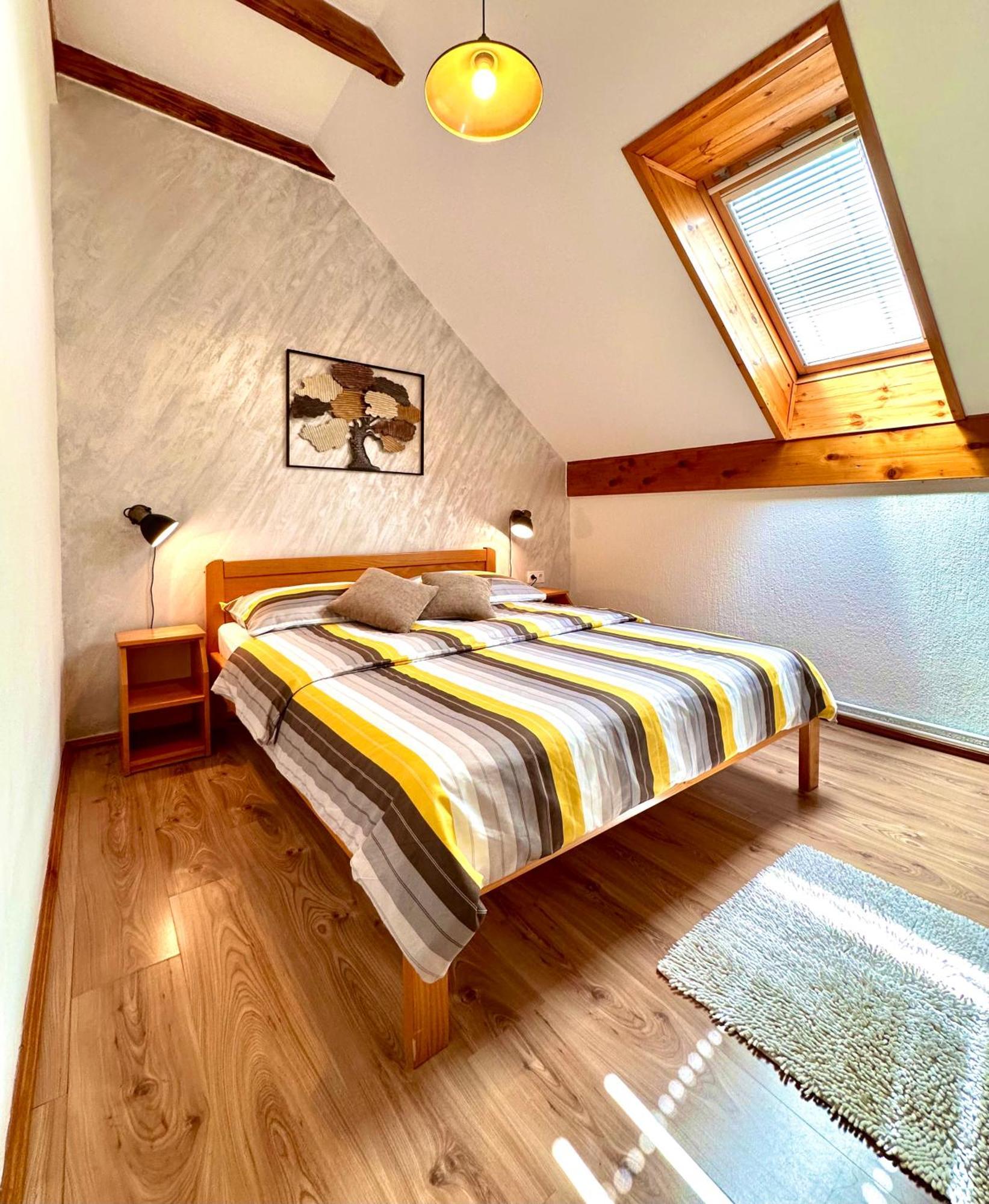Apartments Sanja Rakovica Eksteriør bilde