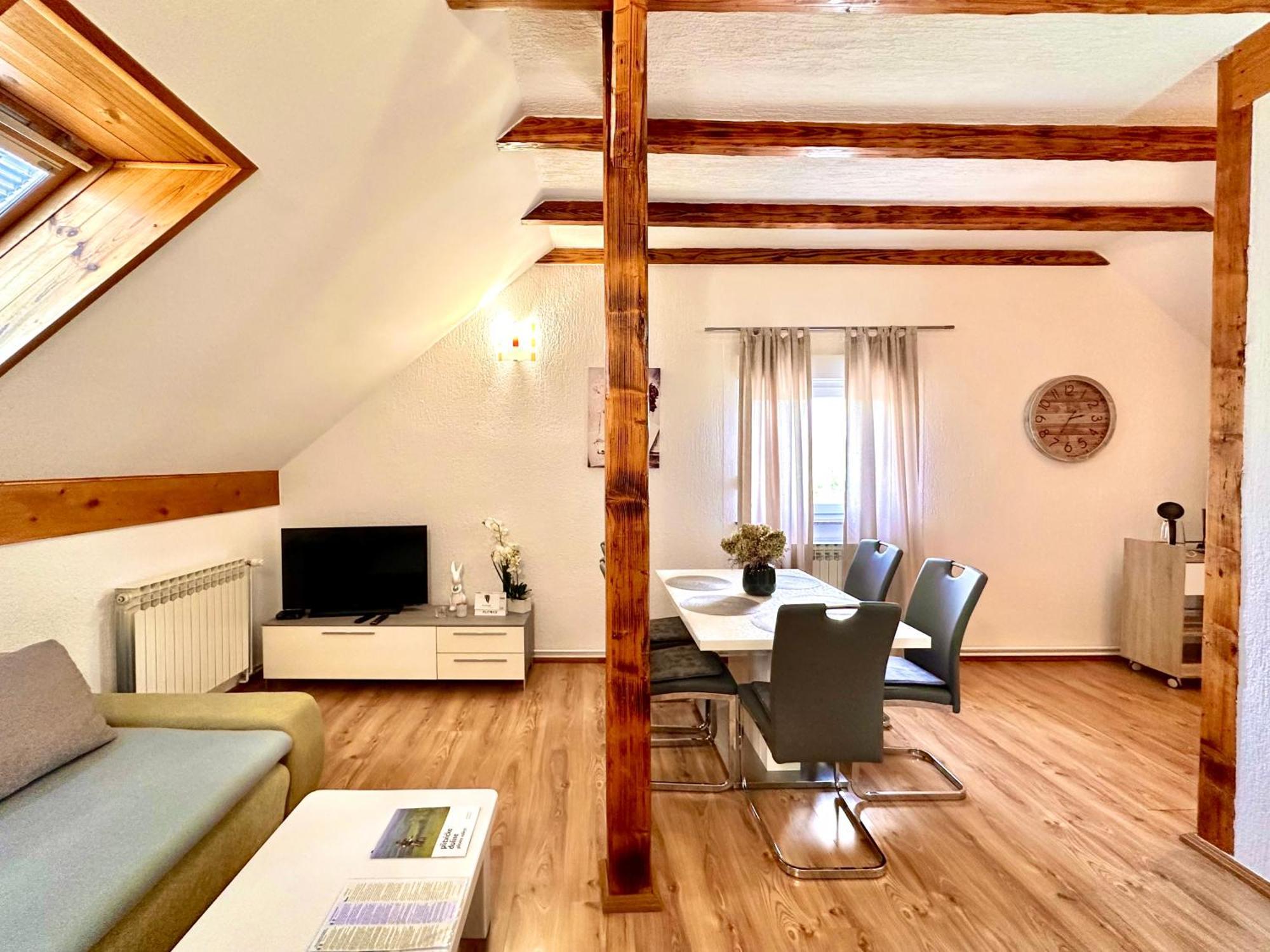 Apartments Sanja Rakovica Eksteriør bilde