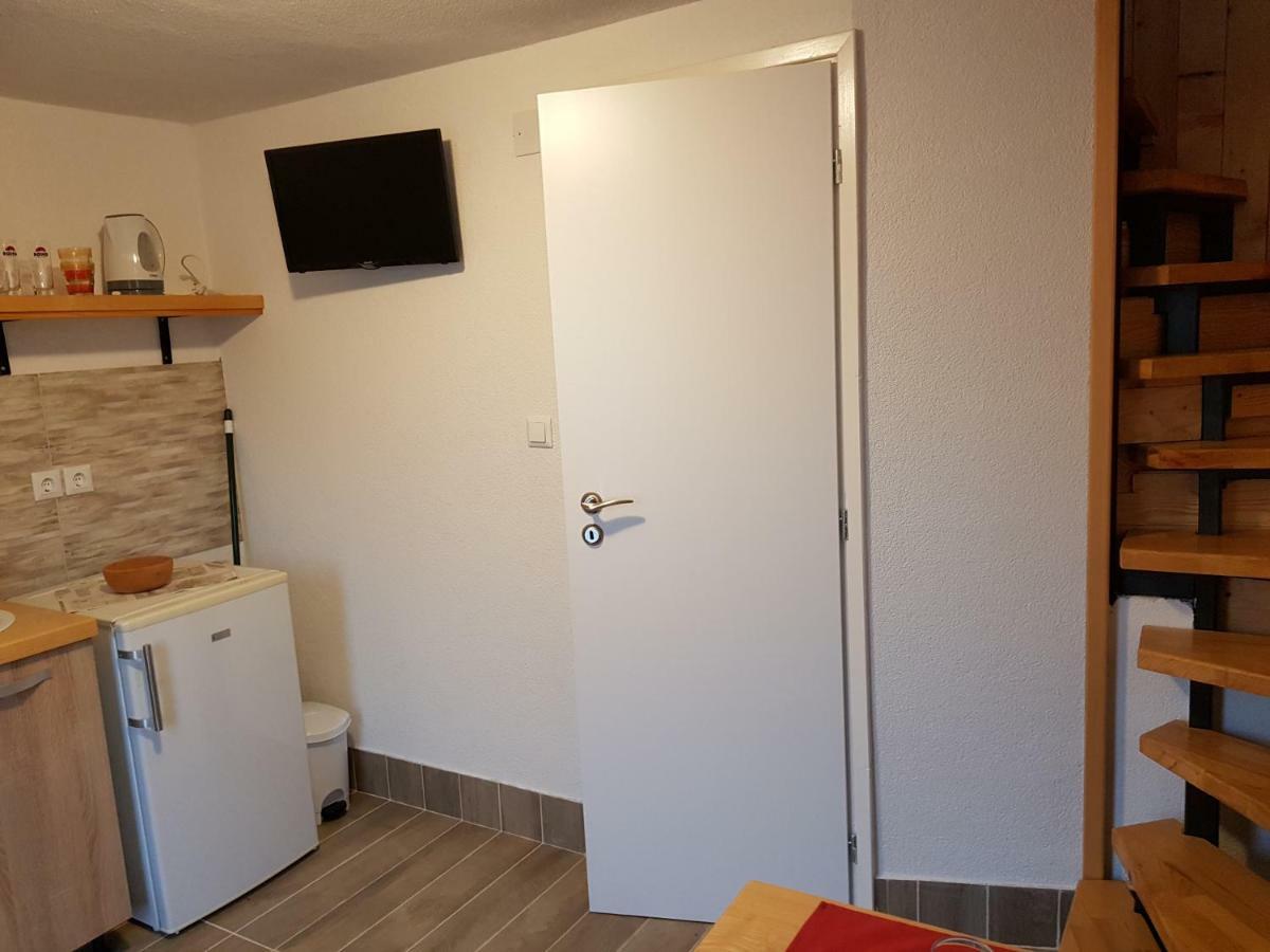 Apartments Sanja Rakovica Eksteriør bilde
